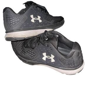 Under Armour Men’s Black and White Running Sneakers size 10
